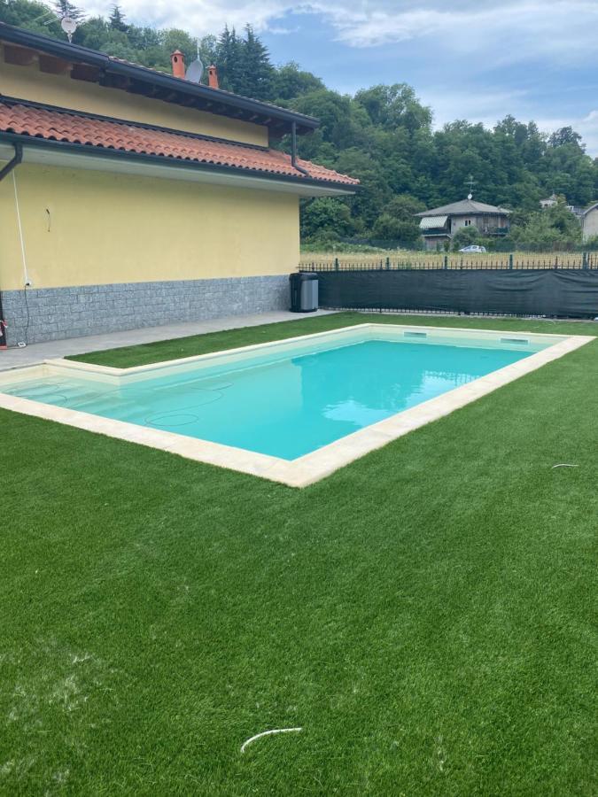 Famiglia Al Lago Casa Vacanza Reno Di Leggiuno Exterior foto